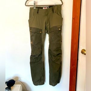 Fjallraven Keb trousers 29-30” long green